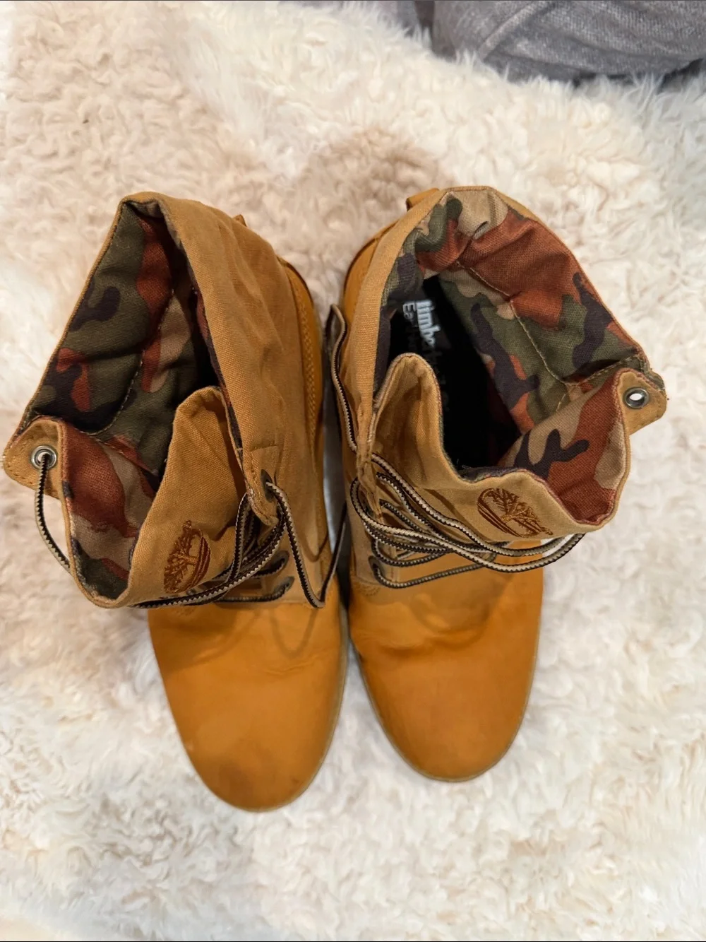 Timberland Wheat/Tan Nubuck Camo-Lined Boots - Picture 4 of 6